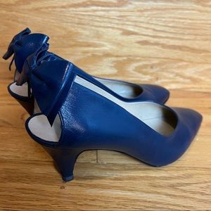 Vintage 1980s Femina Bow Leather Blue Heels from Paris